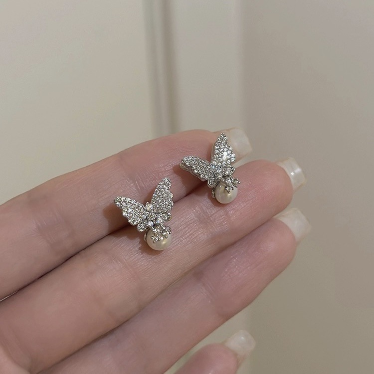 1 Paire Sucré Papillon Placage Incruster Le Cuivre Perle D'eau Douce Boucles D'oreilles display picture 1