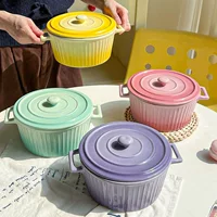Керамическая кастрюля с двумя ручками