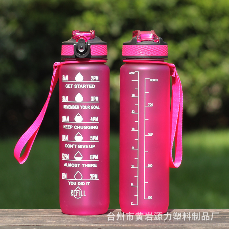 En stock 1000ml Amazon Tritan plástico botella de agua rebote cubierta con escala paja deportes taza espacio