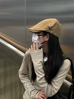 古早港风复古感～纯色前进帽子女气质百搭鸭嘴帽画家贝雷帽