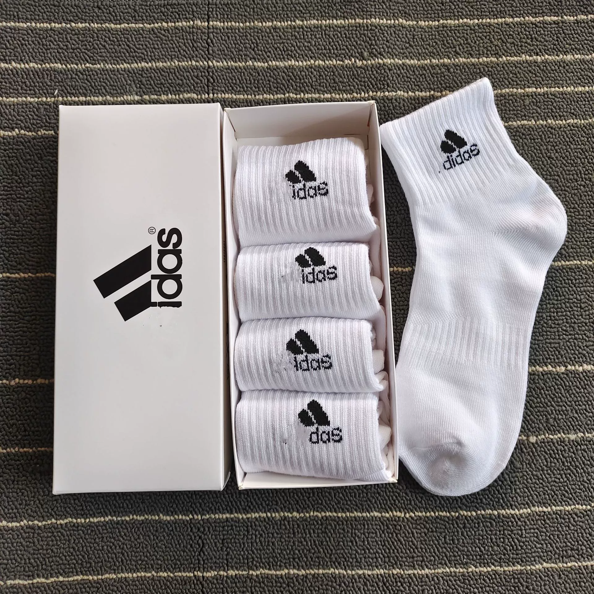 Гольфы (knee socks) Nike средней длины унисекс, смесовый/чесаный хлопок, дышащие, размеры 36–44