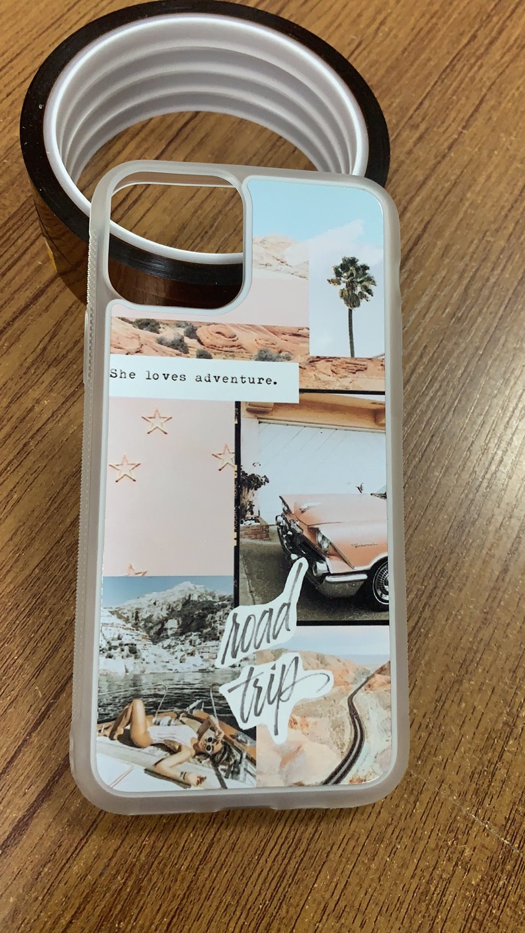 IPhone16PRO Amor rosa europeo y americano Adecuado para Apple 15PROMAX Funda de teléfono móvil Película de aluminio 2D Anti-caída i15