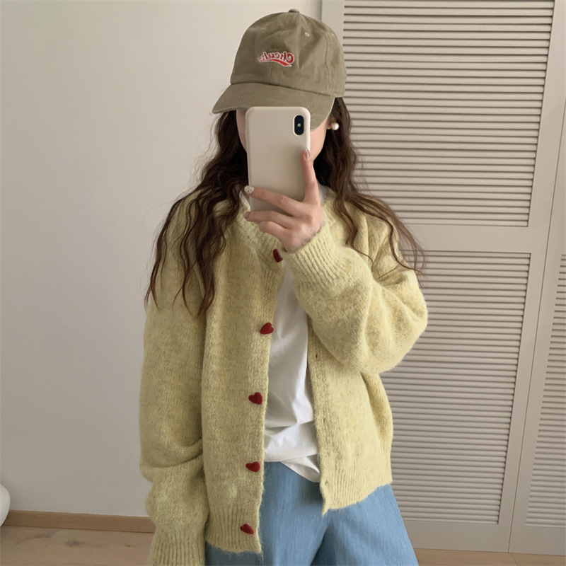 24 invierno Puyuan coreano amor gris botón de punto Cardigan mujeres perezosas viento 2024 otoño invierno