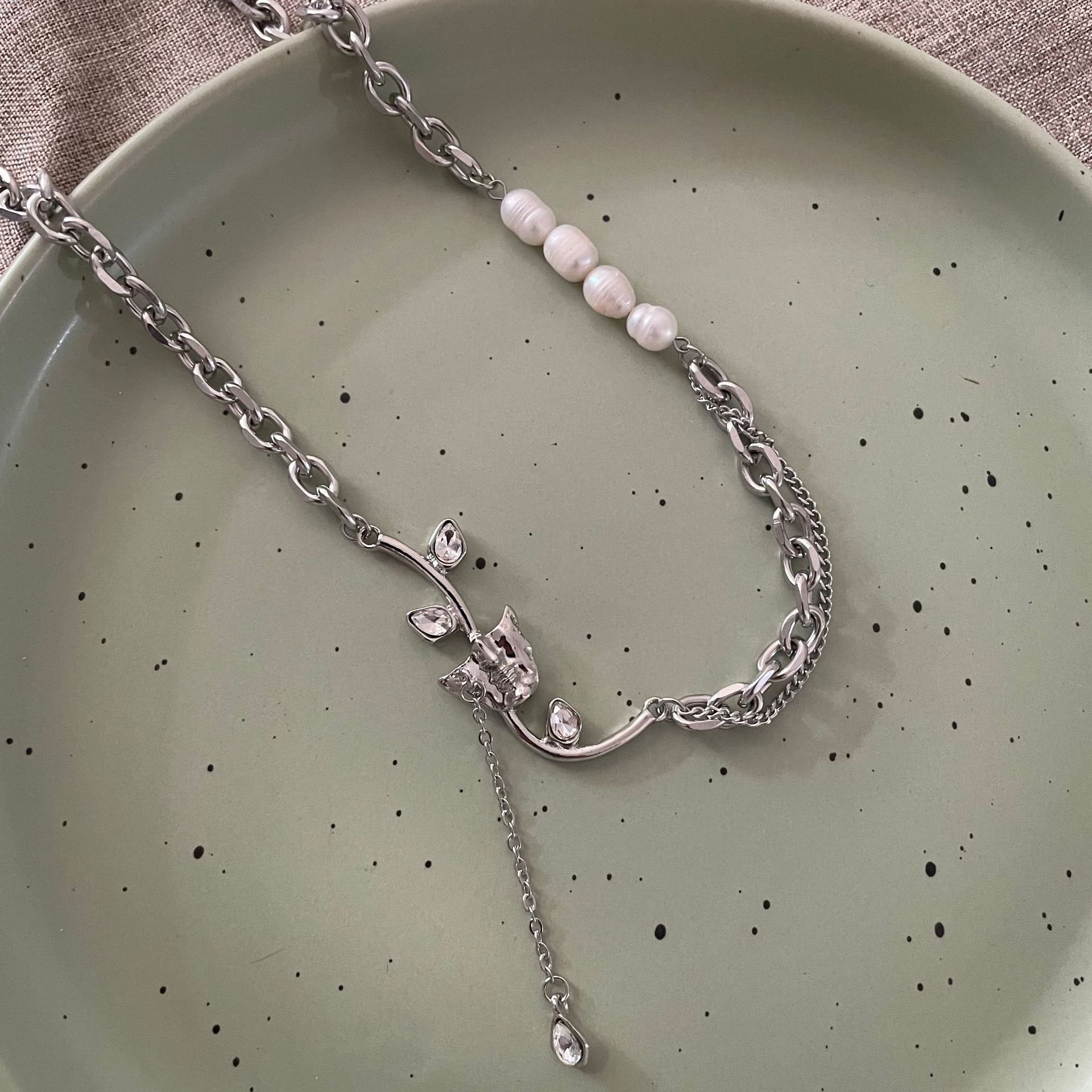 Fashion Water Droplets Tassel Stainless Steel Necklace Inlay Artificial Pearls Zircon Stainless Steel Necklaces_colorza_4