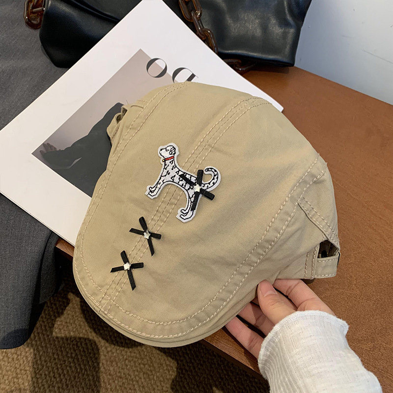 Cute perro negro anti-avance sombrero coreano in nicho diseño de cabeza grande cara pequeña boina verano