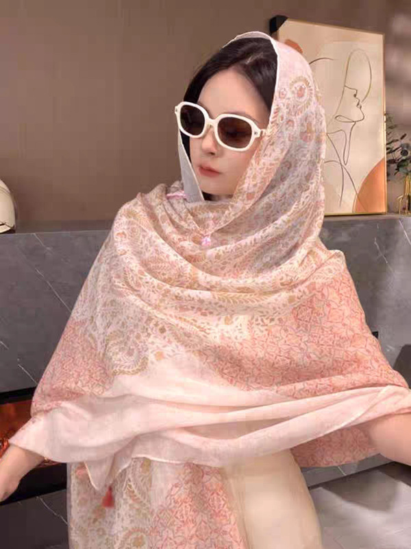女性のための夏の日焼け止めショール 2025 新しいスタイルのボタン付きロングエスニックスタイル旅行写真薄いビーチシルクスカーフマント|undefined