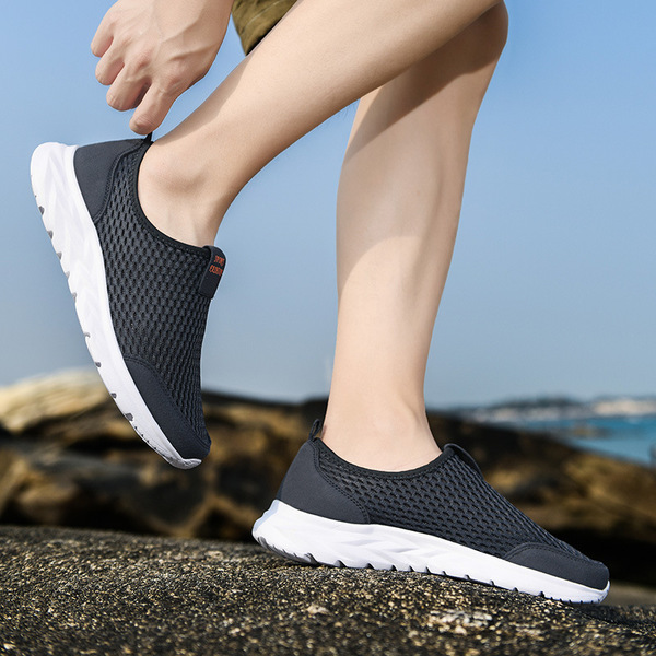 autumn casual lightweight breathable running sneakers