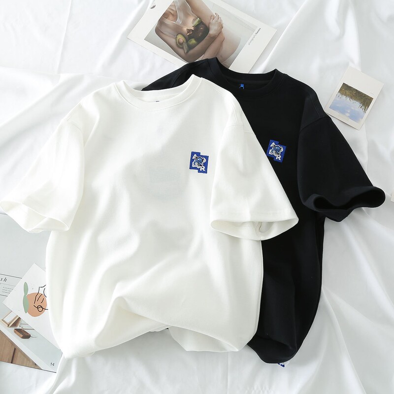 Ader Short-Sleeved Nana-Style T-Shirt, Summer Simple and Versatile, Unisex Couple Style, Loose Casual with Small Fox Embroidery Ader Short-Sleeved Nana-Style T-Shirt, Summer Simple and Versatile, Unisex Couple Style, Loose Casual with Small Fox Embroidery
