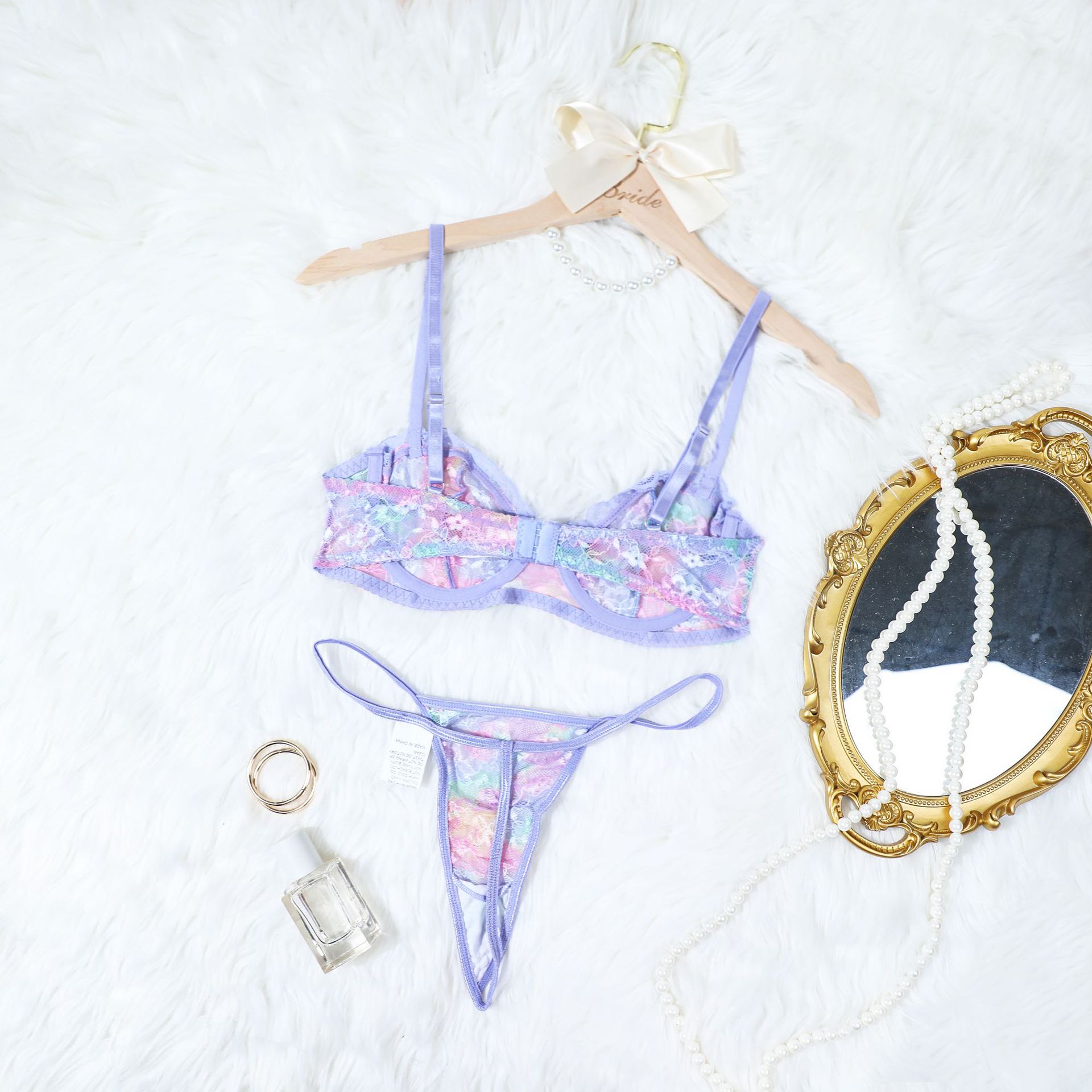 Etiquetas europeas y estadounidenses ropa interior sexy de encaje cinturón de tres piezas ropa interior sexy 1835s