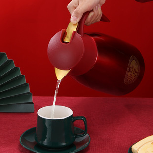 ��c�YƷӭ�e�ز��P䓱��؉�ůˮ����ƿ��޽Y����Ʒ�ضY��ˮ��2L