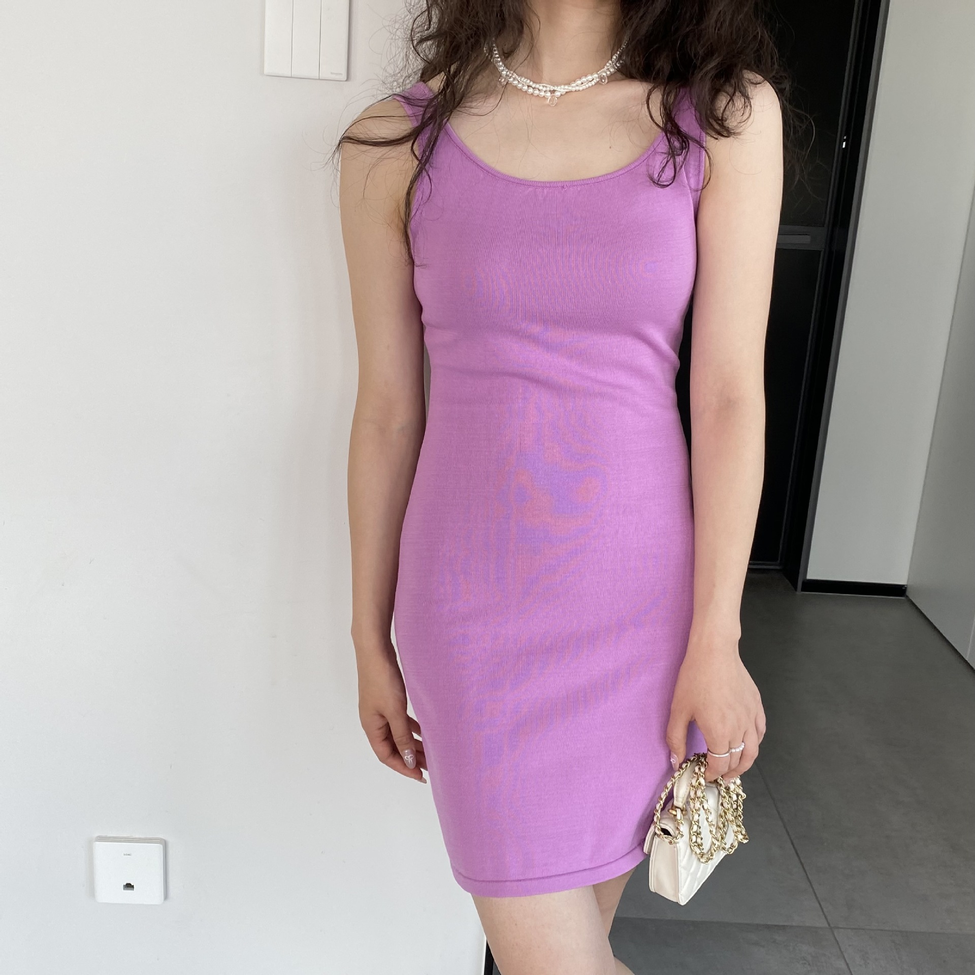 와우! 왕가운데의 필수템! 유럽풍 켄드 스타일 텐셀 베이직 솔리드 컬러 몸매를 돋보이게 하는 통근용 베스트 드레스 C1017