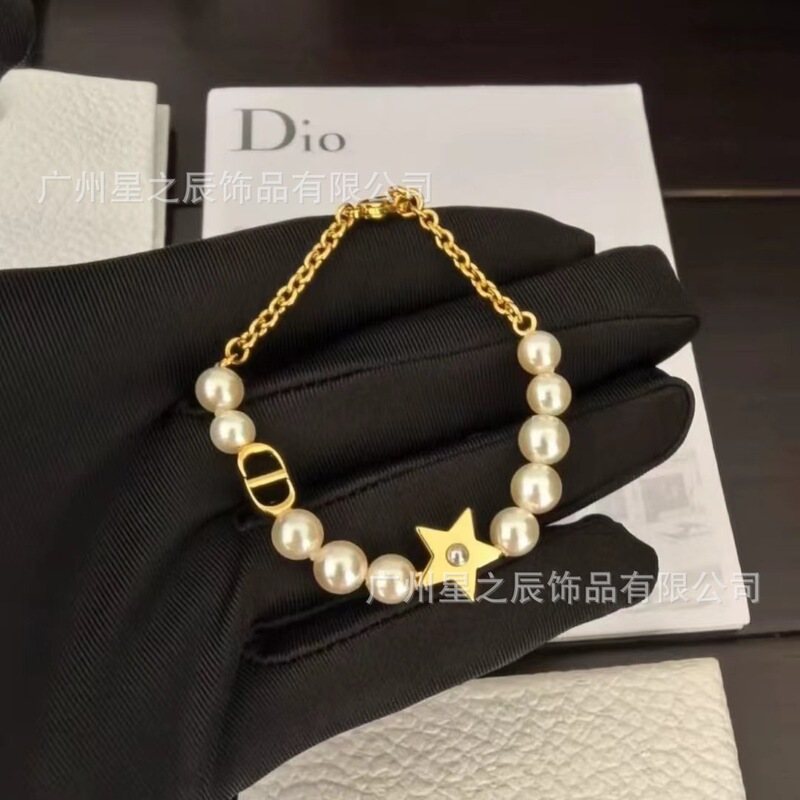 Real Shot of Dijia Letter Cd Five-Pointed Star Pearl Bracelet for Women, Fashionable Light Luxury Design Jewelry for Women Wholesale Dropshipping