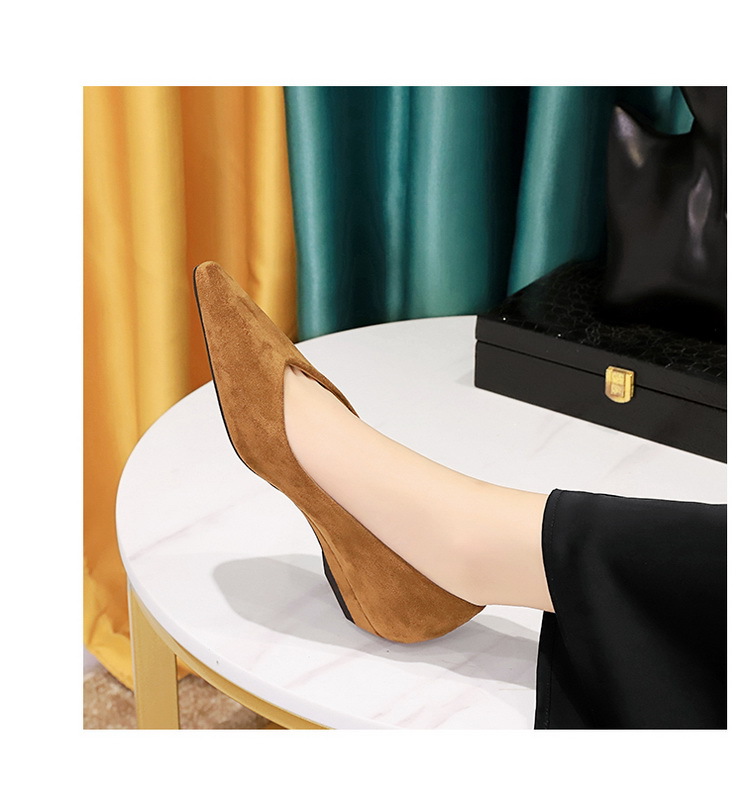 Täglicher einfacher Komfort Wildleder spitzer flacher Mund niedriger Absatz Schrägabsatz Einzelschuhe Damen Einzelschuhe_voghion.com