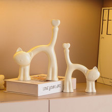 批发简约爱心猫咪摆件轻奢家居电视柜玻璃酒柜客厅玄关软装饰品
