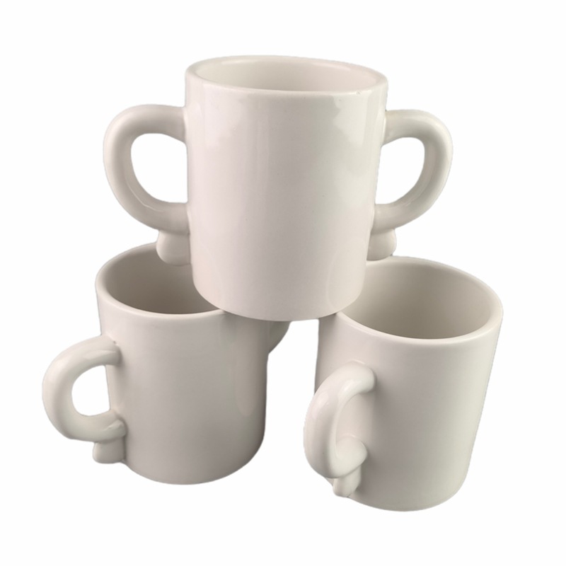 Mango creativo de estilo japonés de cerámica de doble oreja taza de café taza de agua de doble asa para niños taza de cambio de color taza comercio exterior