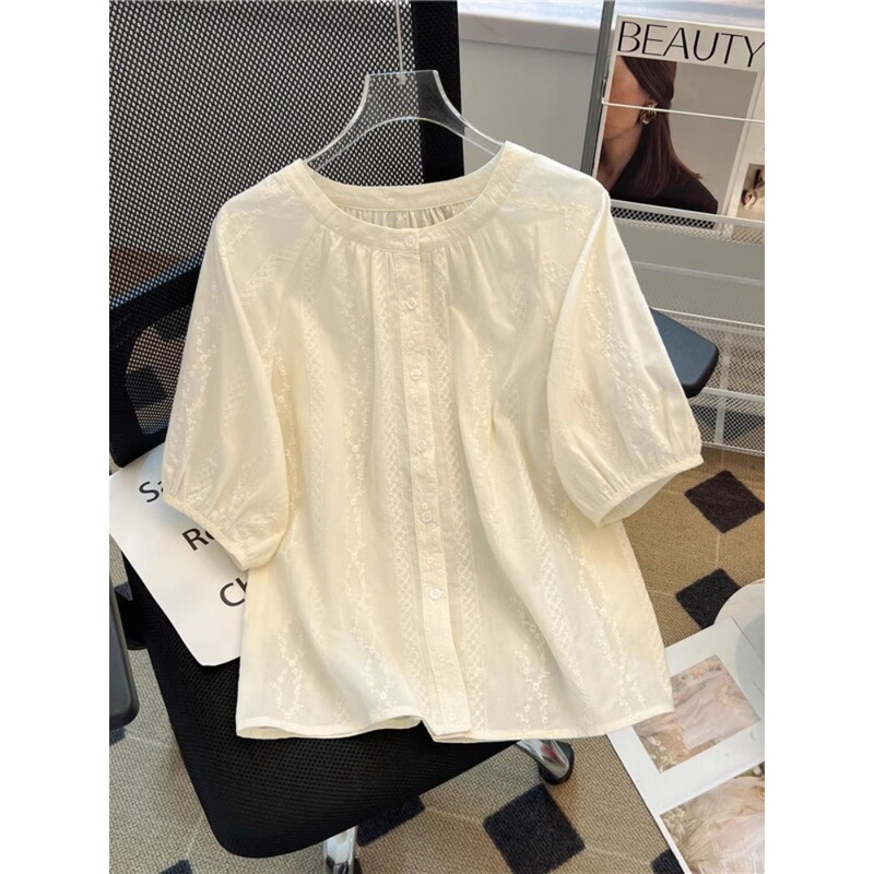 French-Style Lace Embroidered Short-Sleeve Shirt, Summer Loose Fit, Slimming and Figure-Flattering Lace Short-Sleeve T-Shirt, Elegant Top A3656