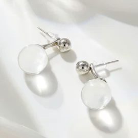 胸针;戒指;耳钉