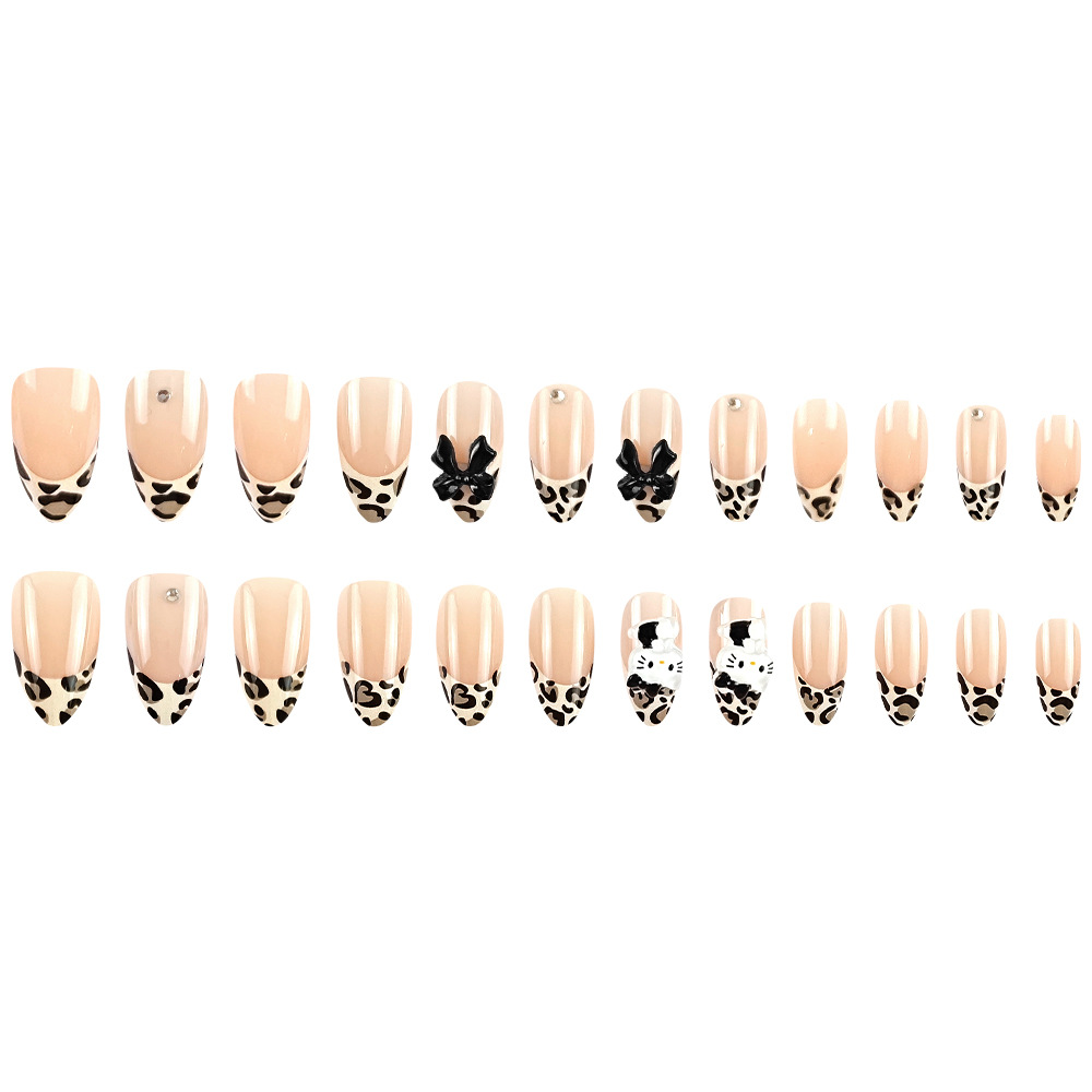 Pegatinas de uñas de gato de dibujos animados más vendidas transfronterizas, parches de uñas cortos con lazo de 24 piezas, puntas de uñas estilo francés, uñas postizas.