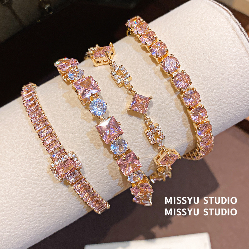 Monet Garden Pink Sugar Cube Gemstone Rhombus Bracelet, Light Luxury and High-End Zircon Bracelet, Sweet and Exquisite Hand Jewelry for Women