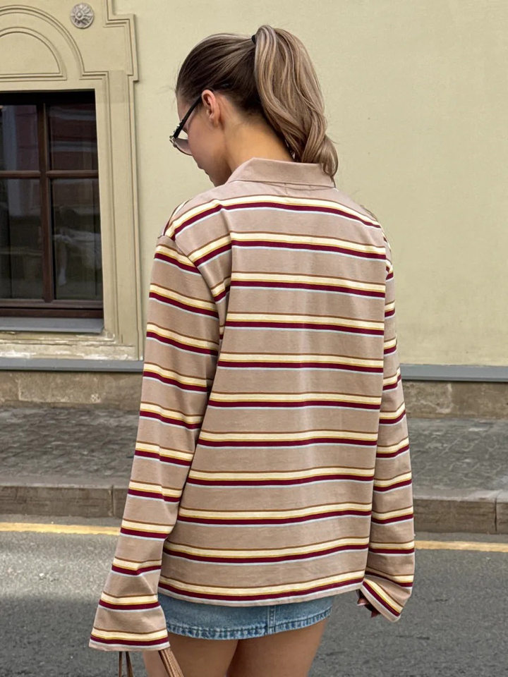 Áo thun nữ sọc dài tay cổ polo dáng rộng phong cách retro — hồng, màu nâu, nâu sẫm, quần kaki chi tiết 43