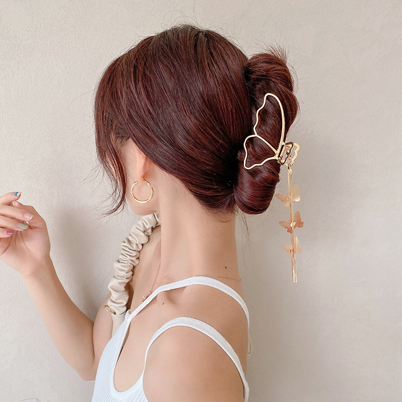 女性用メタルタッセルシャーククリップ、大型インターネットセレブヘアアクセサリー、ハイエンドヘアクリップ、後頭部ヘアピン卸売|undefined