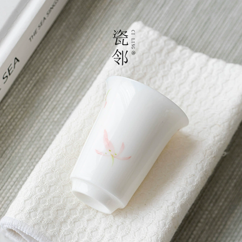 瓷邻 Tea cup Kung Fu Tea cup Smelling fragrance cup Personal special ceramic master cup Single cup Women's tea cup Tea set Single cup
