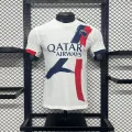 2425 Paris away player version