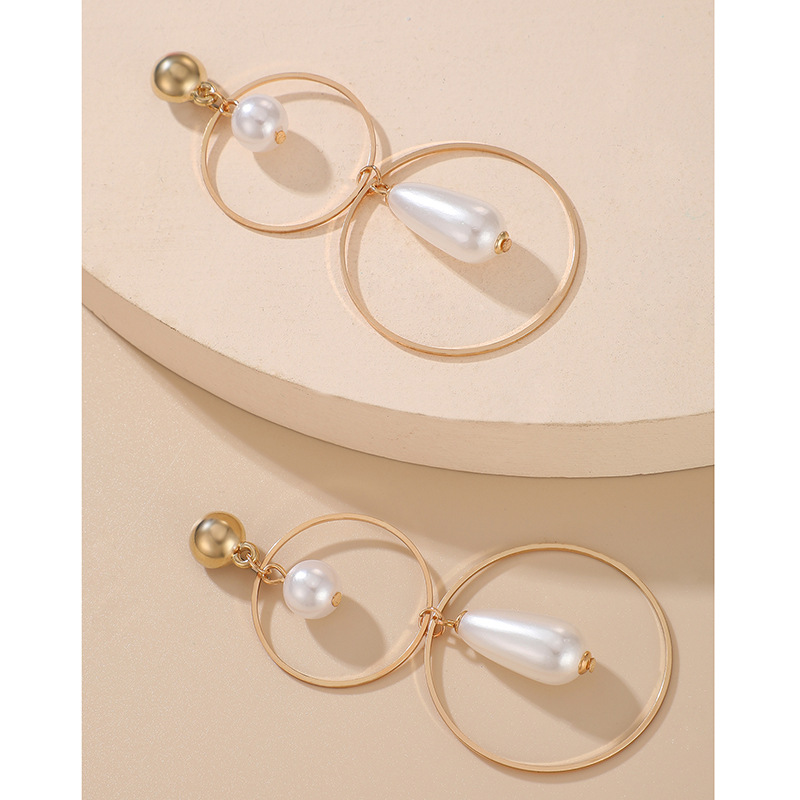 Fashion Ol Earrings Pearl Pendant Geometric Alloy Ring Earrings display picture 5