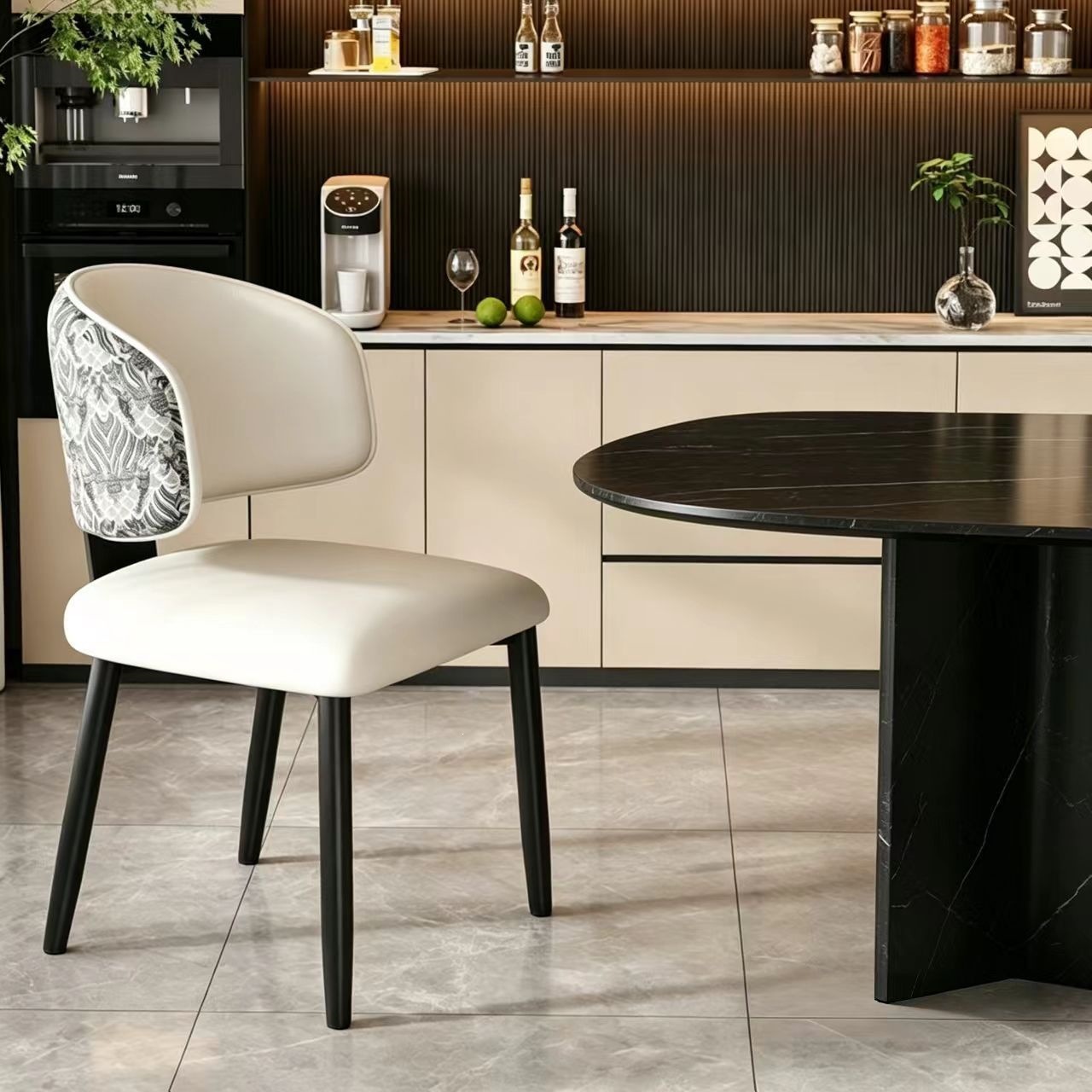 Silla de comedor simple moderna silla de diseño doméstico minimalista restaurante hotel gato raspar piel de lujo silla de mesa de comedor