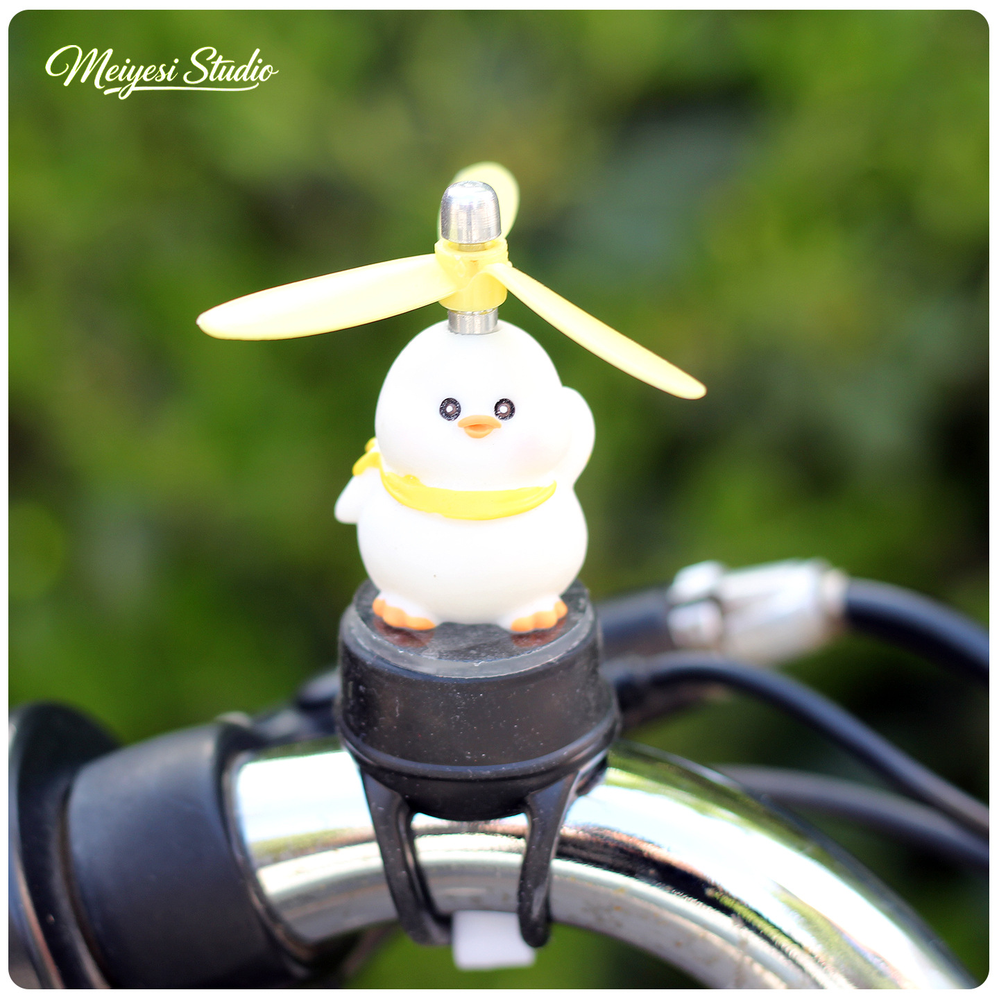 Cariñosa muñeca de dibujos animados accesorios de decoración de automóviles eléctricos accesorios de motocicleta de batería de bicicleta manija de decoración