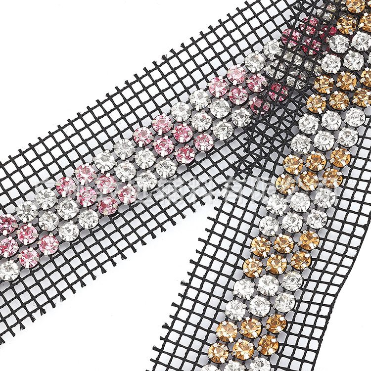 Venta directa de fábrica de joyería de diamantes de imitación de 3 hileras con malla inclinada, cadenas de diamantes de imitación, accesorios para prendas de vestir, accesorios para zapatos y bolsos, accesorios para el cabello, pinzas para el cabello, accesorios DIY.