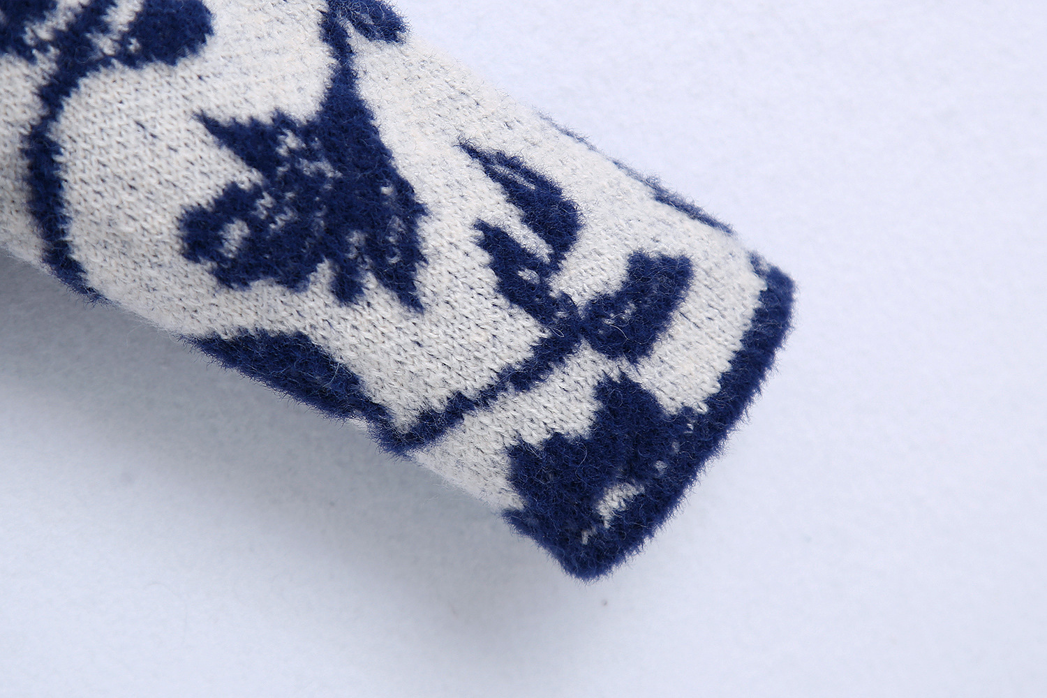 Floral Jacquard Knitted Sweater 8