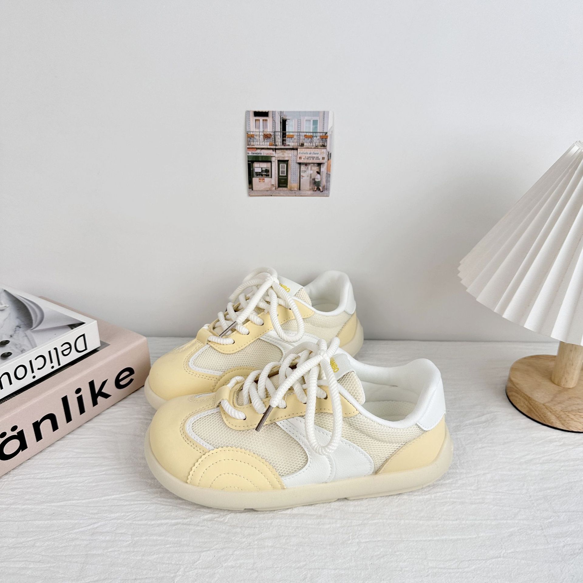 Zapatos blancos de fondo grueso de ondas largas, zapatos de skate de nicho para mujeres, 2025 nuevos zapatos casuales de mujer, zapatos de pan de verano image 3