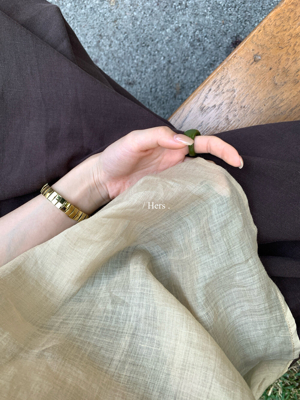 Áo hai dây nữ cổ V phối ren móc họa tiết, chất liệu linen mát mẻ, phong cách Hàn Quốc — màu hồng, màu vàng, màu mơ, màu kaki chi tiết 29