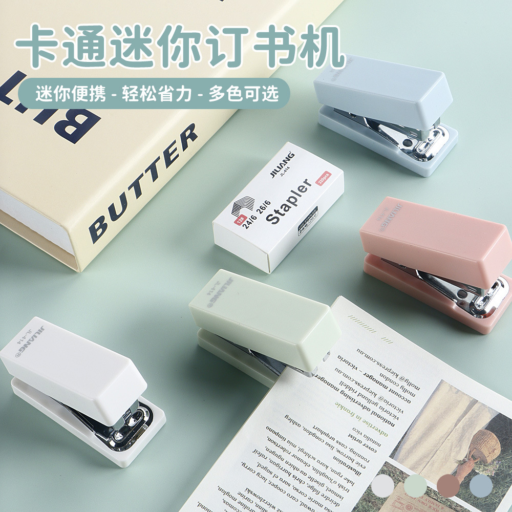 Mini grapadora portátil conjunto de bolsillo pequeño estudiante papel de prueba encuadernador simple grapadora papelería al por mayor