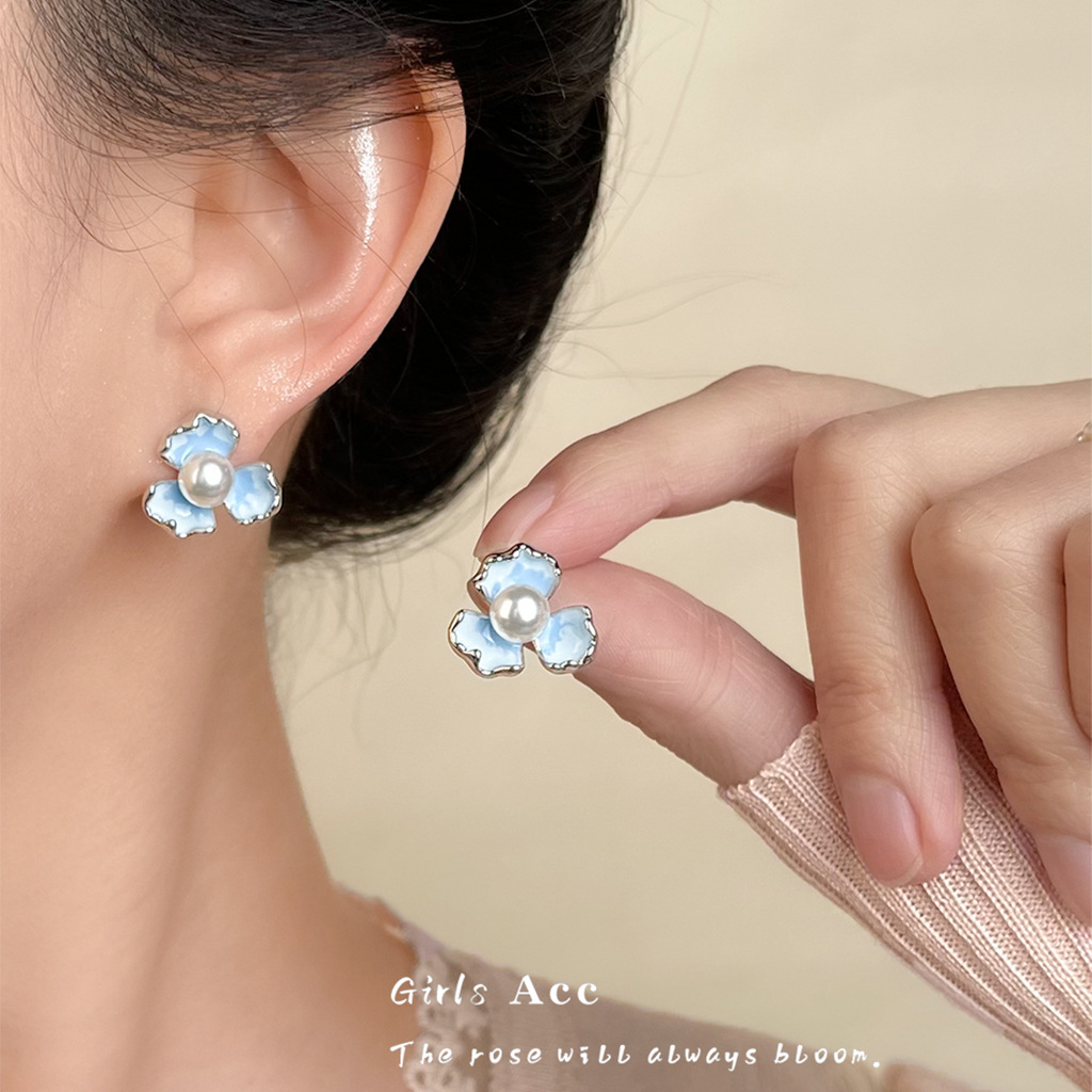 未标题-3_0002_未标题-1_0003_耳语场景新水印