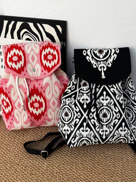 Xinjiang Adelaide Knitted Backpack Exquisite Retro Shoulder Bag Large Capacity Commuting Ethnic Fashion Drawstring Bag