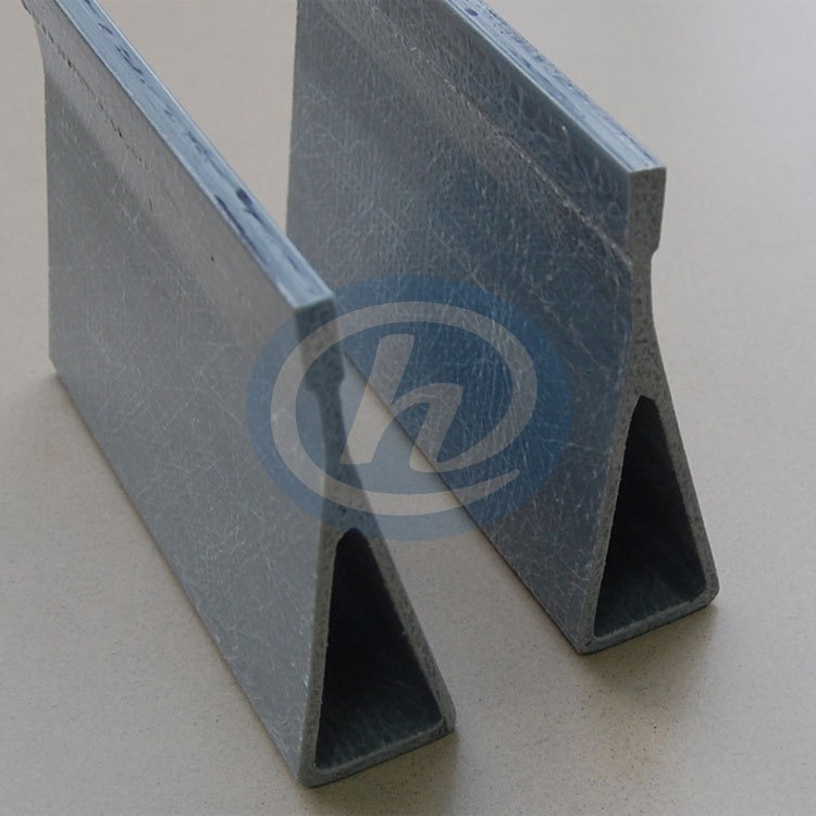 玻璃钢三角形型材 养殖场防腐蚀地梁 FRP支撑条厂家定 制