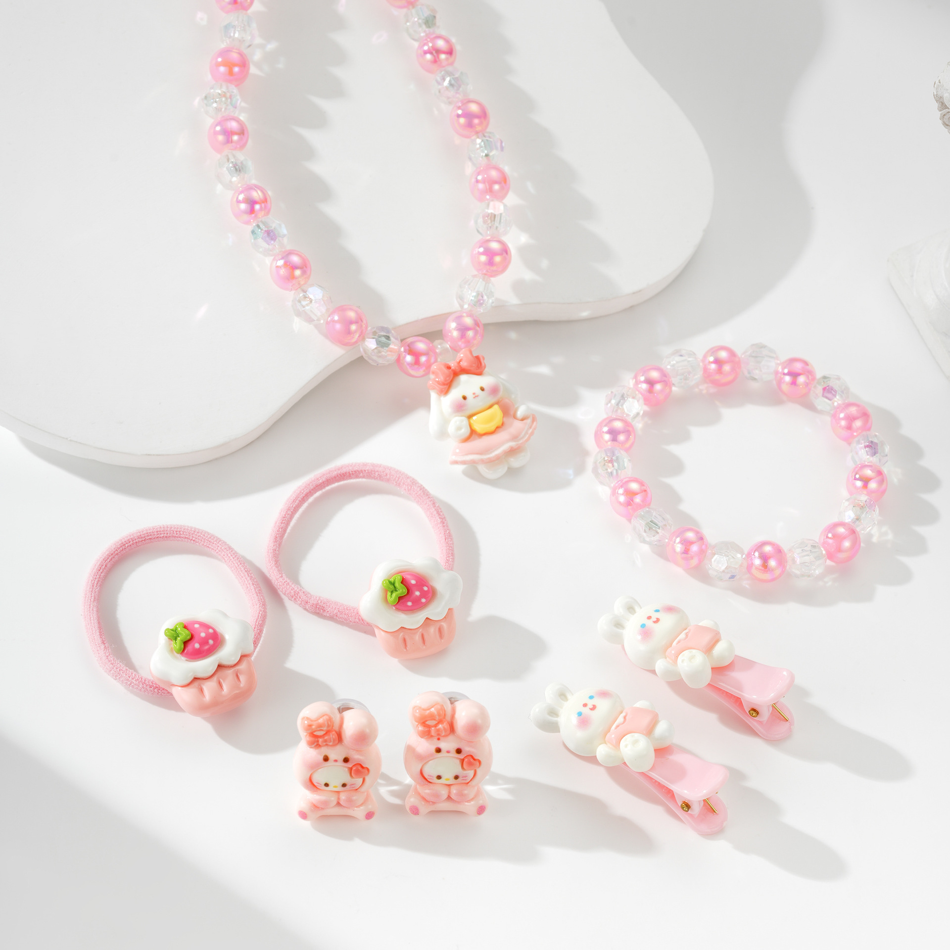 Transfronterizos niños dibujos animados adorables pinzas de pelo collar dulce niña cuentas cuerdas de mano niña pequeña conjunto de joyas de mano