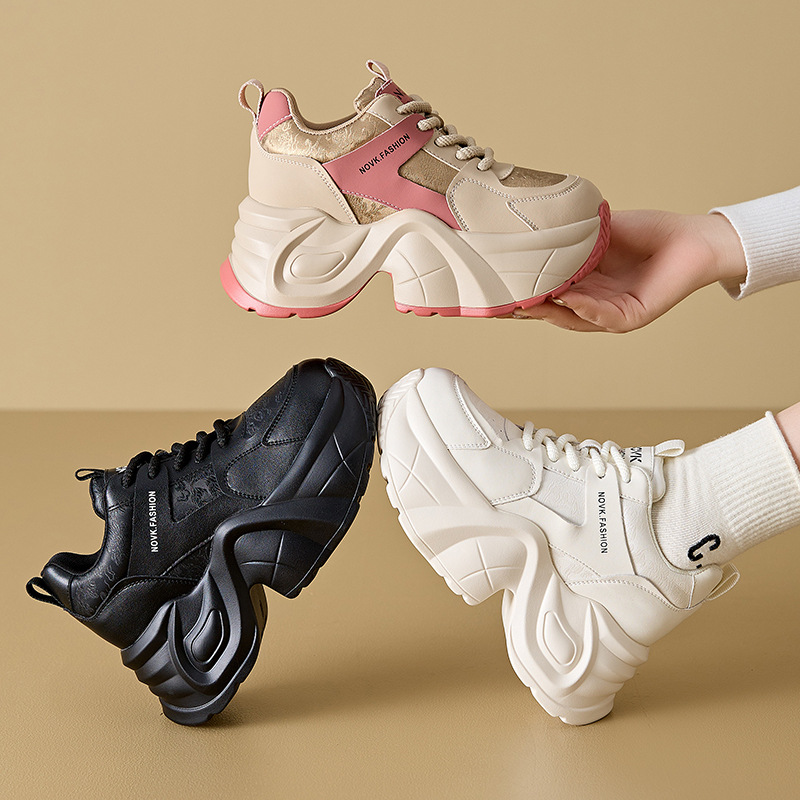 High-End Style Outdoor Wear 2026 Spring and Autumn New Thick-Soled Height-Increasing Dad Shoes for Women, Casual Warm Sports Shoes for Women