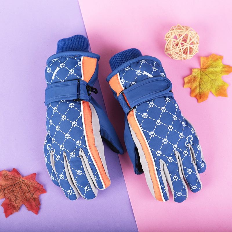 4-17 años de edad de los niños engrosada a prueba de frío impermeable a prueba de viento antideslizante cálido esquí nieve jugando guantes de algodón de invierno