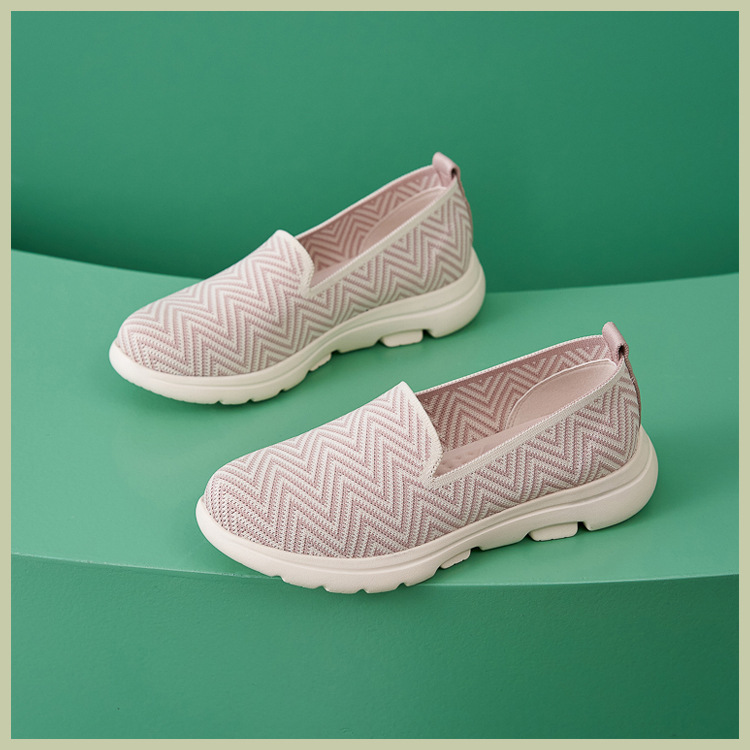 B888-42025 Herbst Winter Neue Licht Kissen Anti-Slip Runde Kappe Mittleren Alters Und Ältere Komfortable Atmungsaktive Flache Schuhe_voghion.com