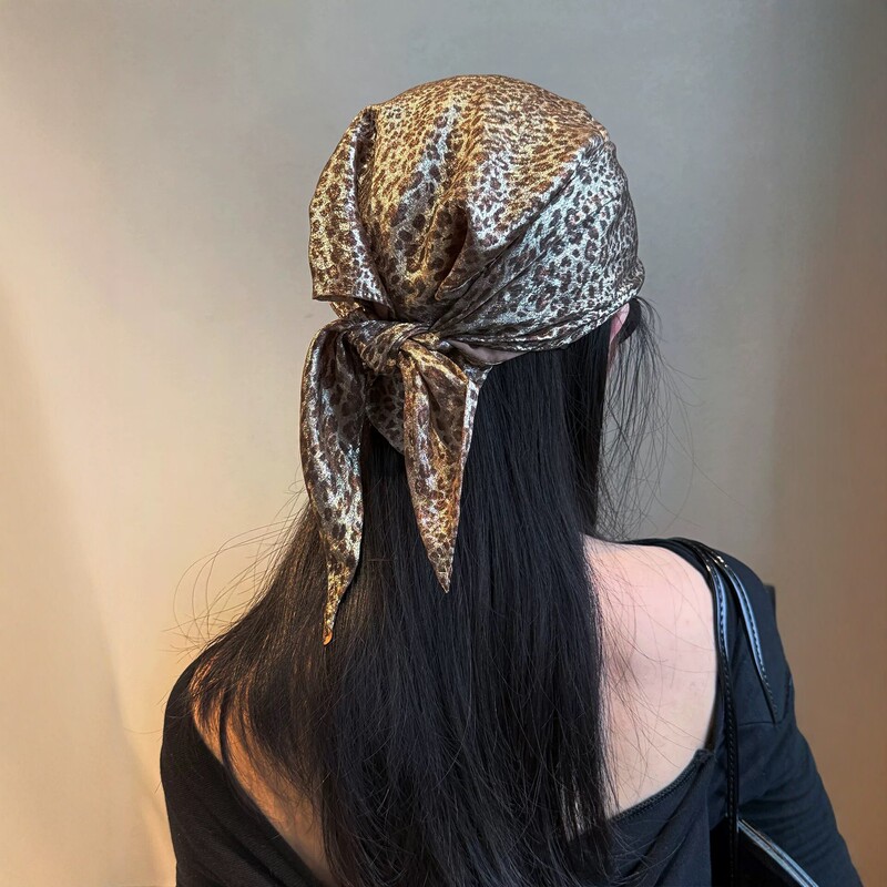 Liquid Headscarf 2025 Summer New Style Millennial Hot Girl Y2K Square Scarf Fashion Silk Scarf Tube Top Retro Street Style