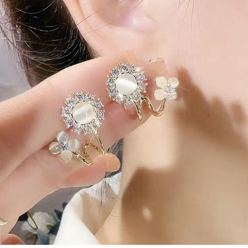 1 Pair Quantity Street Occasion Alloy Material 1 Pair Sweet Flower Plating Inlay Alloy Artificial Gemstones Earrings