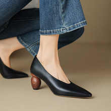 �߸�Ь2023�����¿�ŮЬ���͸����^�r�bЬ�͹Ŵָ��и��\�چ�Ь