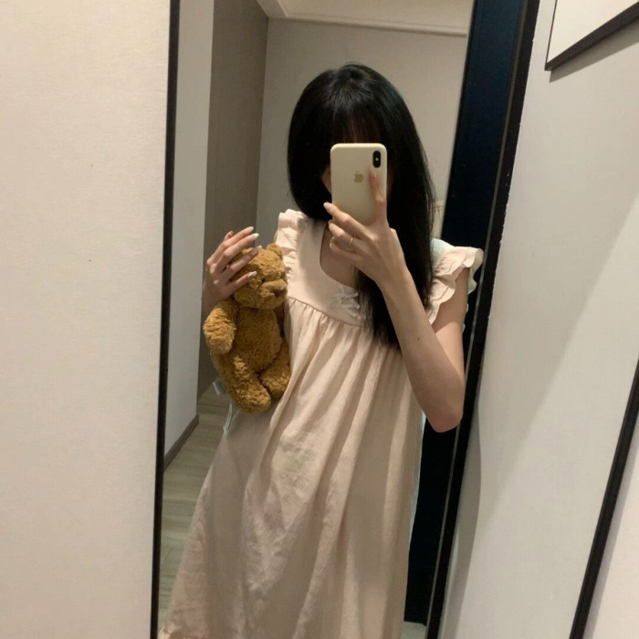 Verano nuevo estilo nube algodón color sólido camisón simple falda media femenina estilo delgado manga pequeña falda de camisón de hogar simple lindo