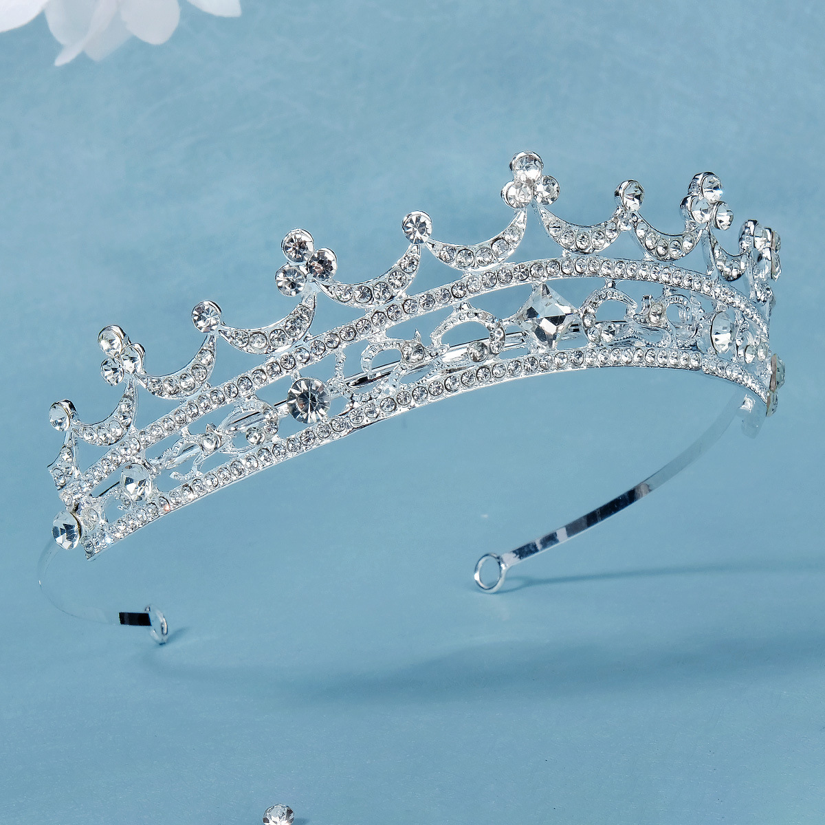 Retro Crown Alloy Diamond Crown display picture 3