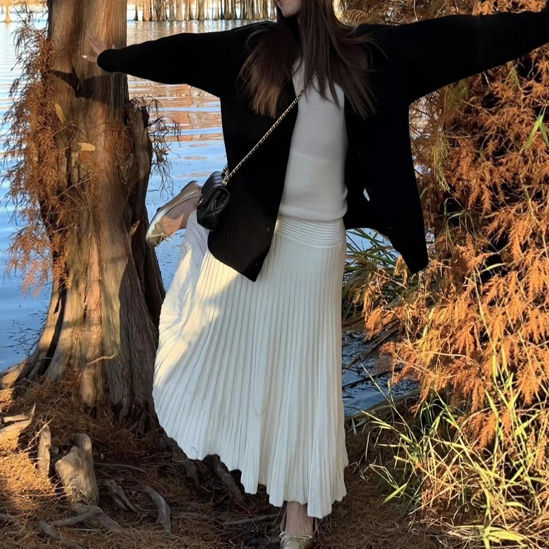 2025 New Autumn and Winter Style Milky Yellow Knitted Skirt Fishtail Skirt Thickeneded Mid-Length Skirt for Women