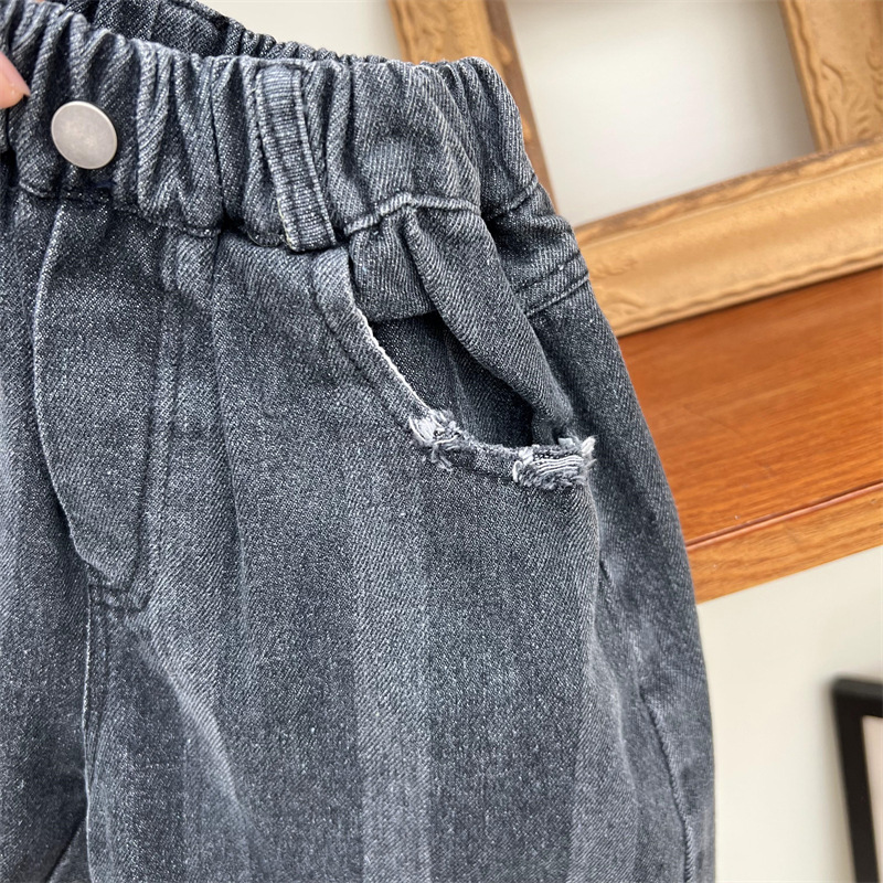 Boys summer American distressed shorts, children's dark cut denim loose casual pants, 5/4 pants_voghion.com