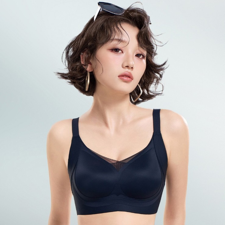 俏丹莉闺蜜K211无痕光面内衣大胸显小无钢圈软支撑提拉防下垂文胸|undefined